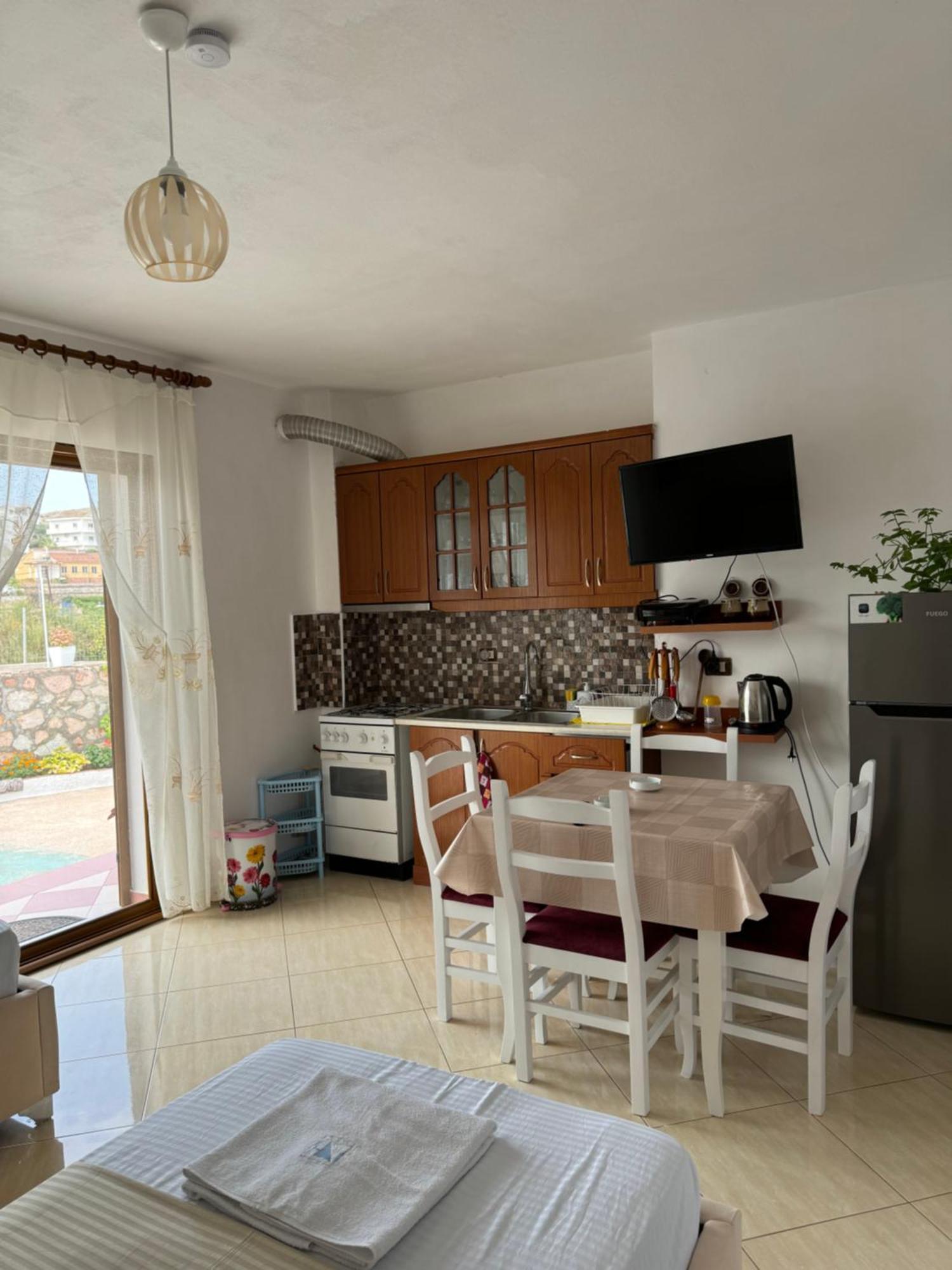 Teo Apartment Sarandë Exterior foto