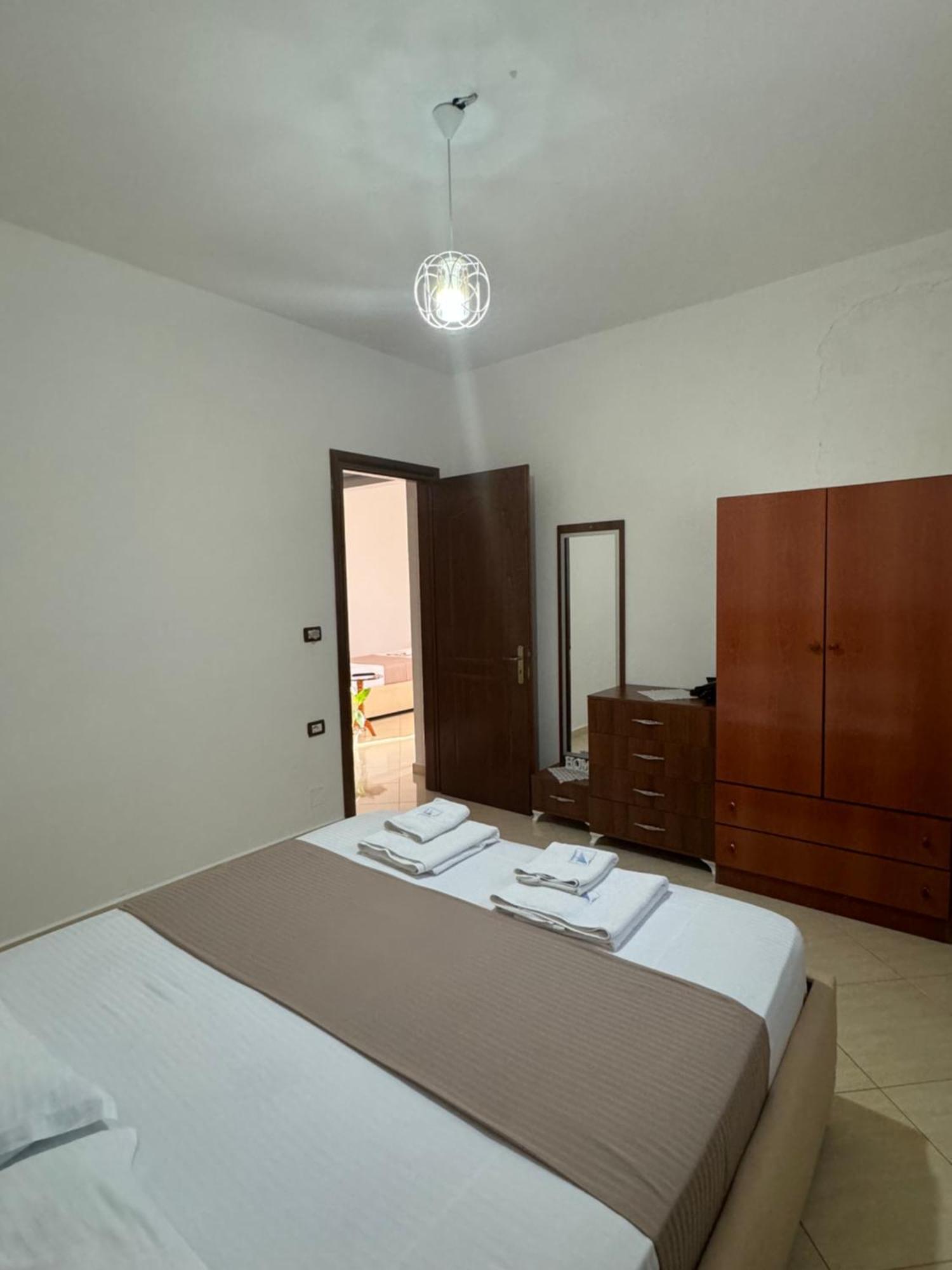 Teo Apartment Sarandë Exterior foto