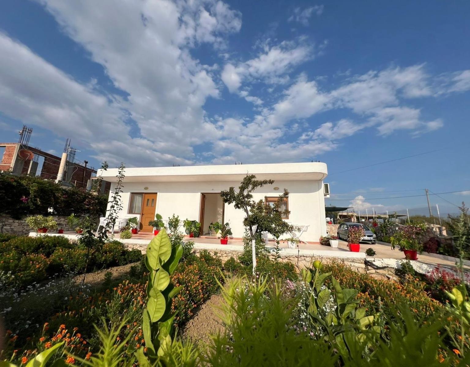 Teo Apartment Sarandë Exterior foto